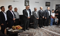 دیدار مشاور عالی وزیر نیرو با خانواده شهید رضا بابتراش همکار نیروگاه برق ری